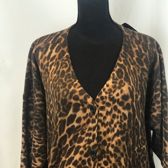 LAUREN Ralph Lauren Plus Size Animal Print Cardigan - Picture 4 of 14